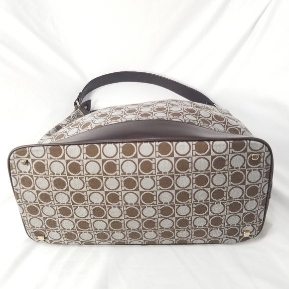 SALVATORE FERRAGAMO Gancini Logo hobo bag - Picture 2 of 9